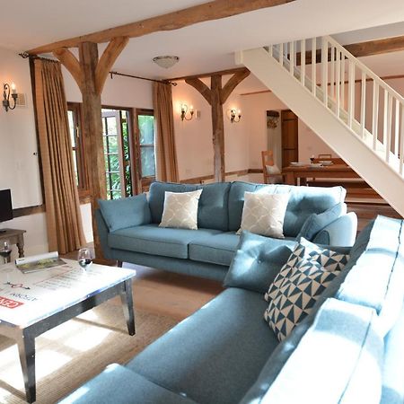 Wheelwright'S Barn Villa Хейлсуърт Екстериор снимка